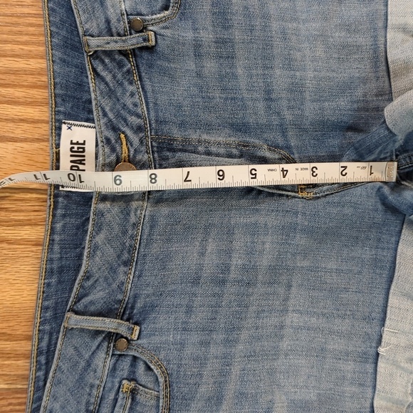 Paige cuffed jean shorts 3" inseam distressed mid-rise stretch women's size 30" - Picture 3 of 7